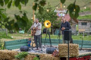 DIE NEUE HOFMUSIK